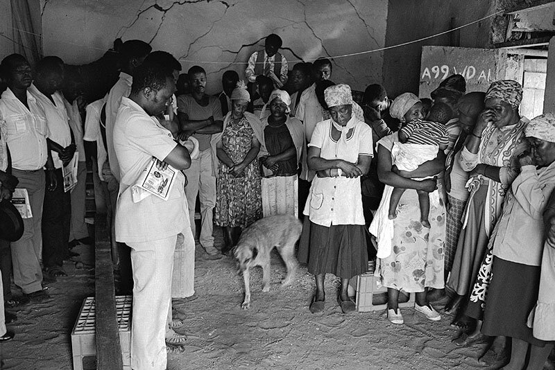 A prayer to open a meting of the Amouti Residents Association