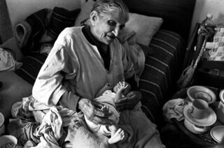 Praise poem for the photographer Omar Badsha by Neelika Jayawardane