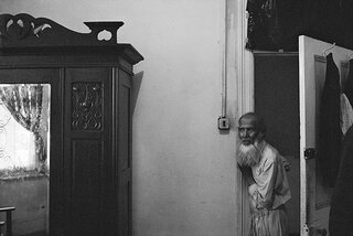 Mr. Khan. Lorne street. 1985